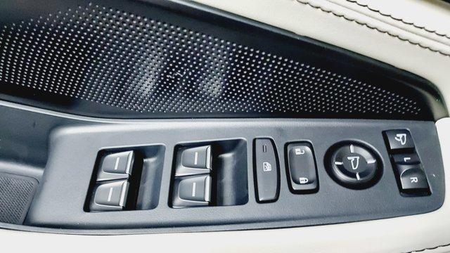 new 2026 Acura MDX car, priced at $77,800