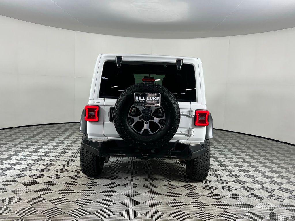 used 2022 Jeep Wrangler Unlimited car, priced at $29,173