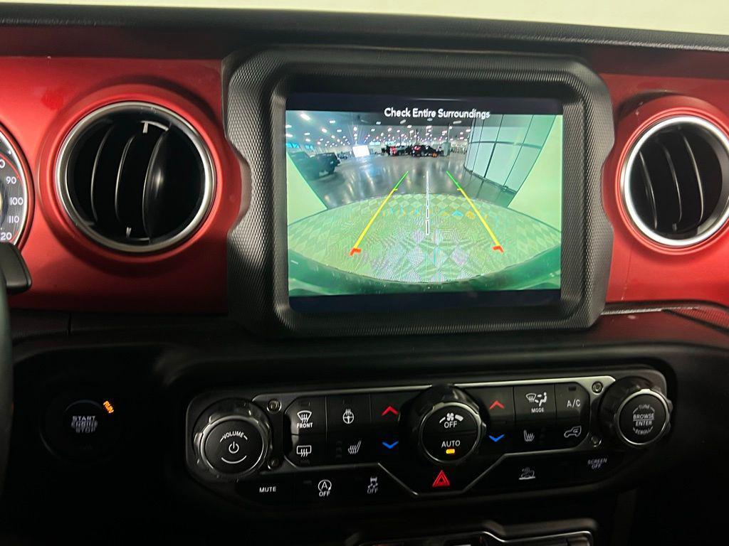 used 2022 Jeep Wrangler Unlimited car, priced at $29,173