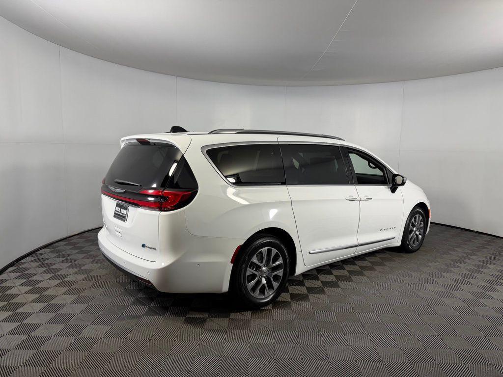 used 2023 Chrysler Pacifica car, priced at $33,975