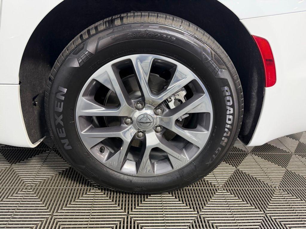 used 2023 Chrysler Pacifica car, priced at $33,975