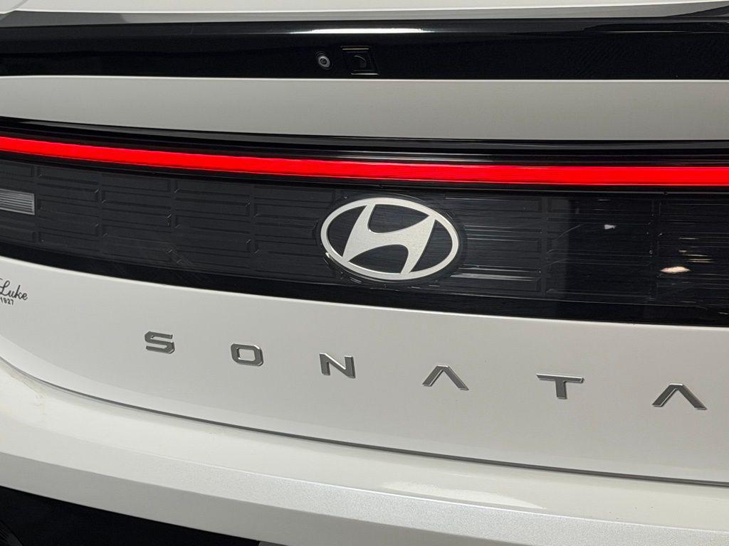 used 2025 Hyundai Sonata Hybrid car, priced at $25,373