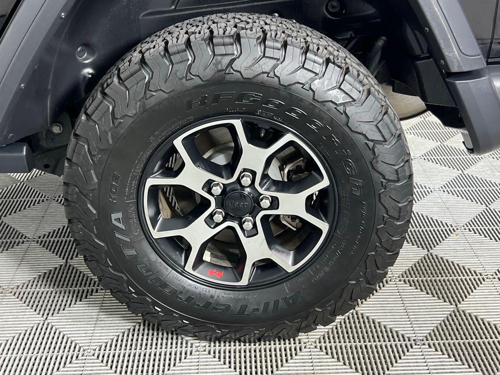 used 2021 Jeep Wrangler Unlimited car, priced at $27,975