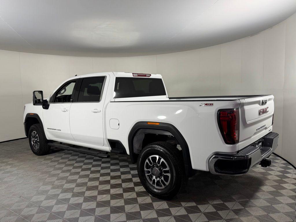 used 2024 GMC Sierra 2500 car, priced at $50,973