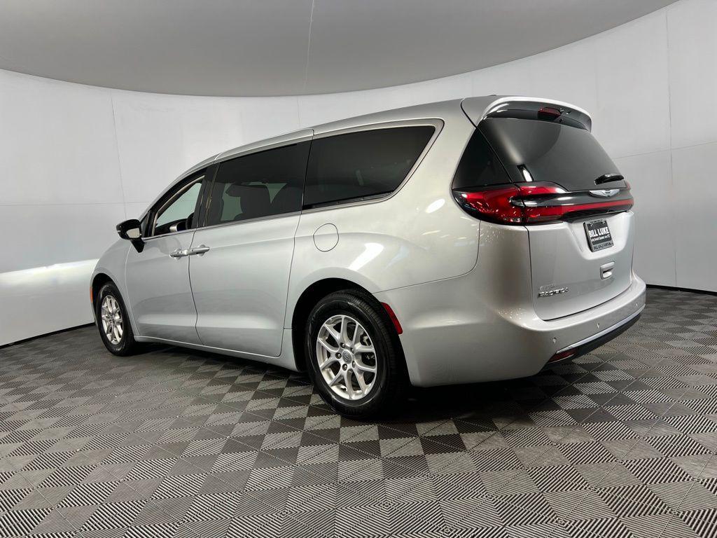 used 2024 Chrysler Pacifica car, priced at $27,173