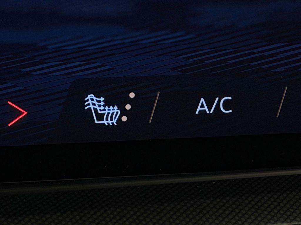 used 2025 Chevrolet Suburban car, priced at $66,173