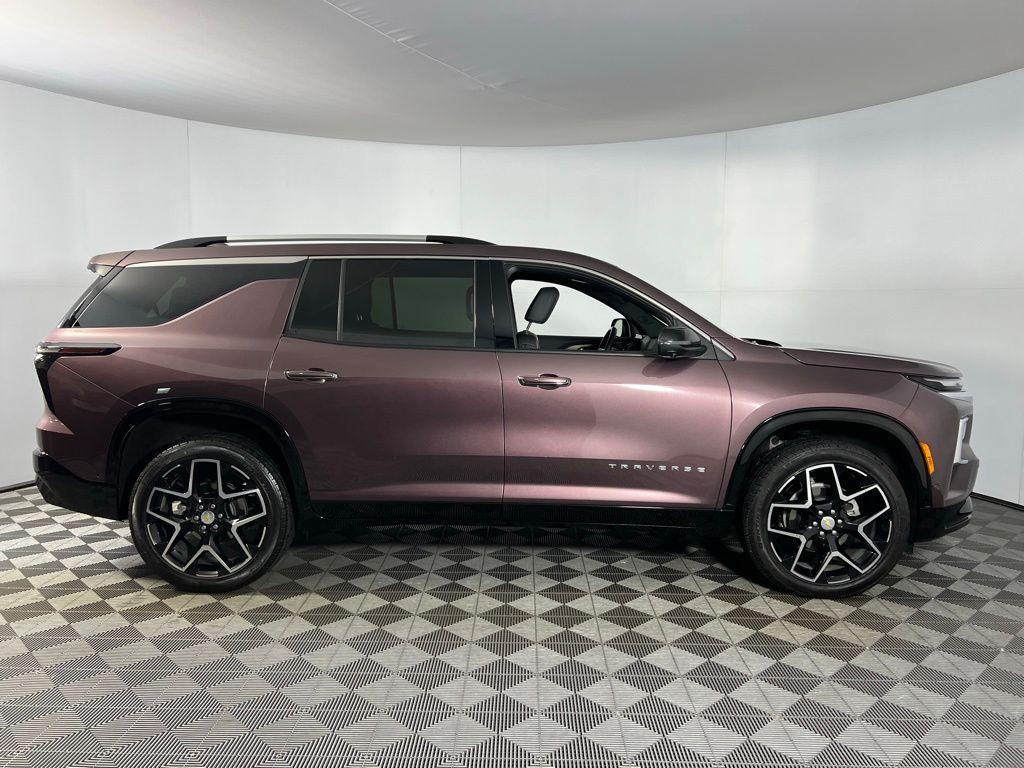 used 2025 Chevrolet Traverse car, priced at $44,773