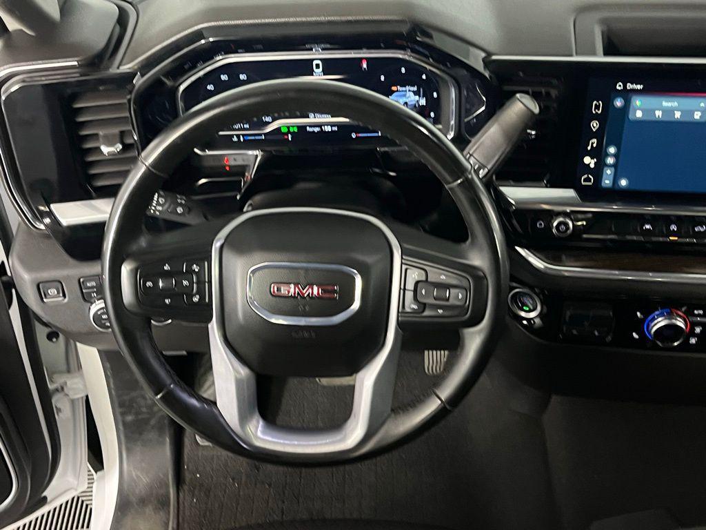 used 2024 GMC Sierra 1500 car, priced at $42,273