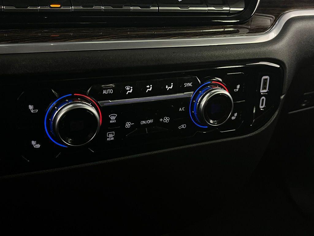 used 2024 GMC Sierra 1500 car, priced at $42,273