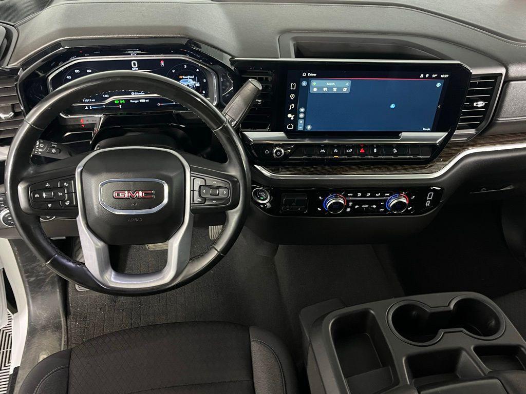 used 2024 GMC Sierra 1500 car, priced at $42,273