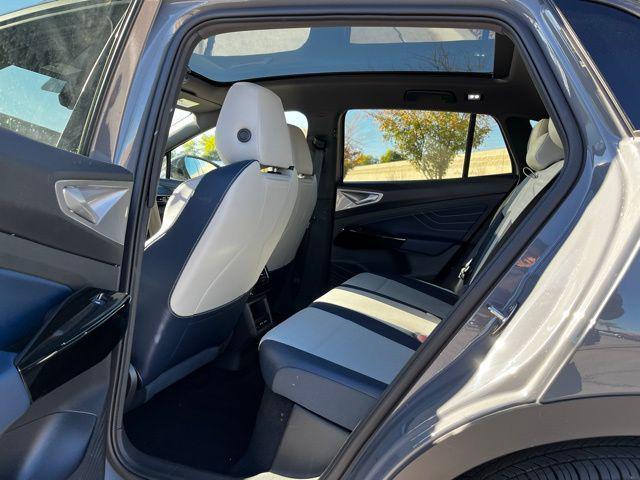 used 2024 Volkswagen ID.4 car, priced at $22,975