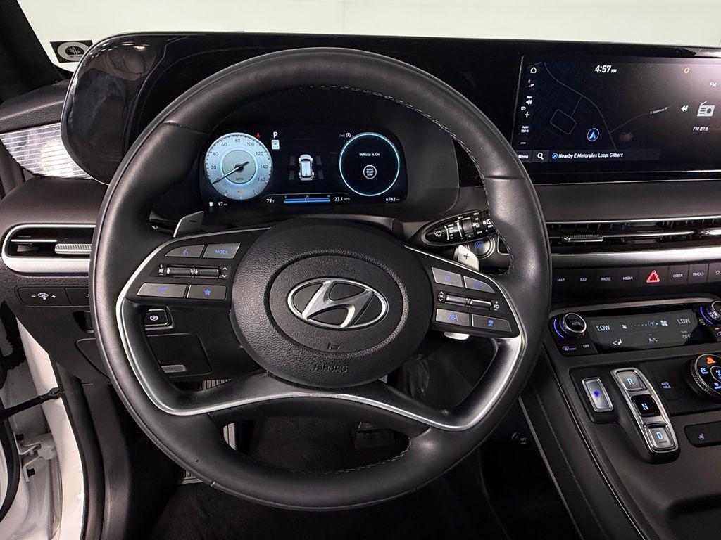 used 2025 Hyundai Palisade car, priced at $44,574
