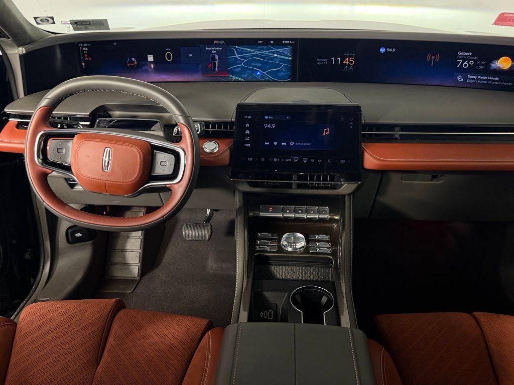 used 2025 Lincoln Nautilus car, priced at $63,573