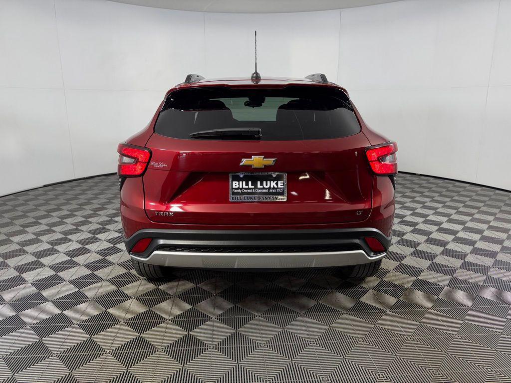 used 2025 Chevrolet Trax car, priced at $19,473