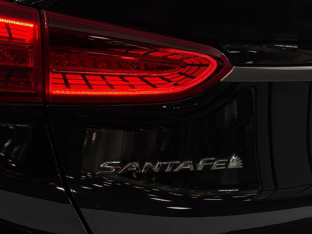 used 2020 Hyundai Santa Fe car, priced at $18,895