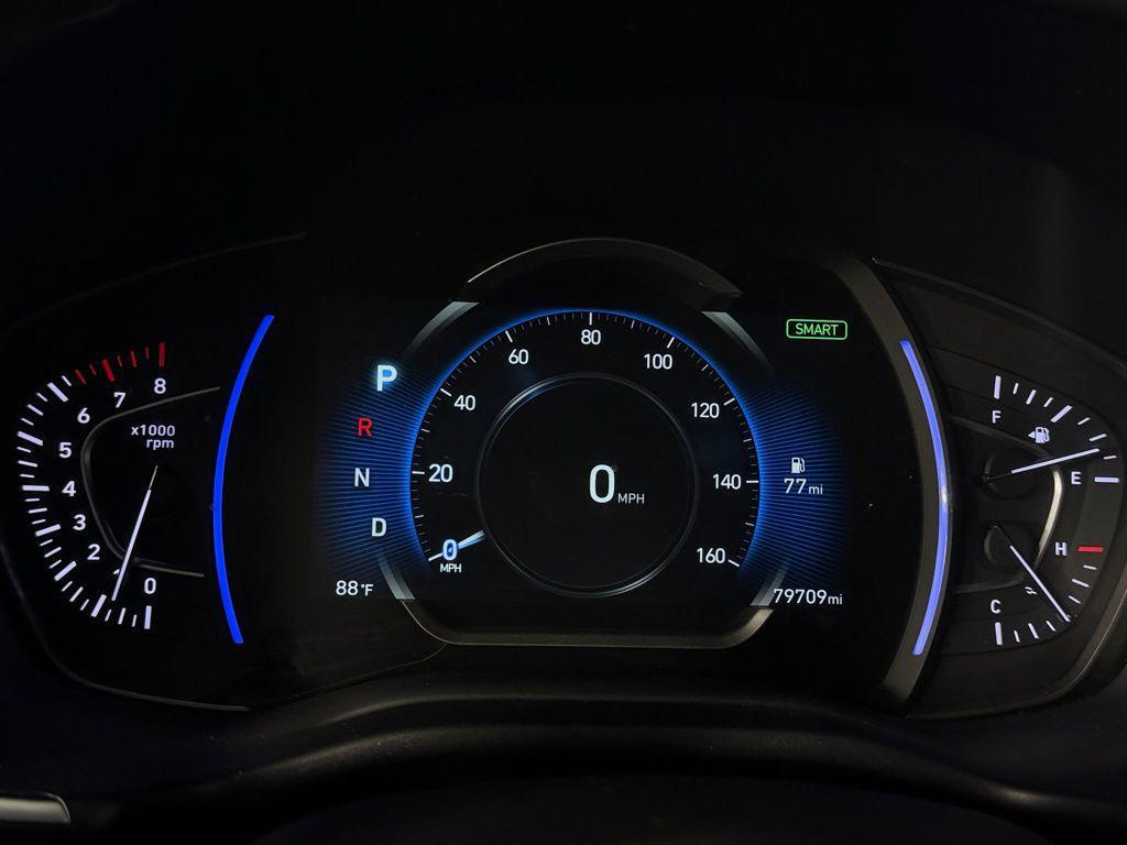 used 2020 Hyundai Santa Fe car, priced at $18,895