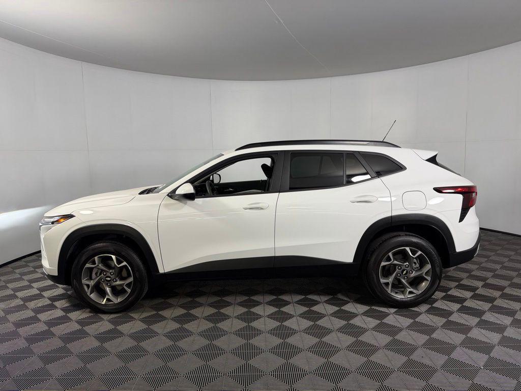 used 2025 Chevrolet Trax car, priced at $21,572