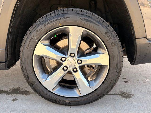 used 2021 Jeep Grand Cherokee L car, priced at $24,375