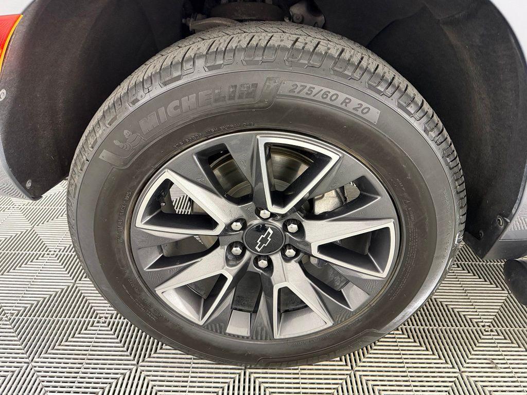 used 2021 Chevrolet Suburban car, priced at $42,072