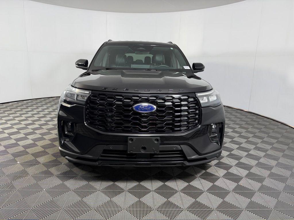 used 2025 Ford Explorer car, priced at $36,873