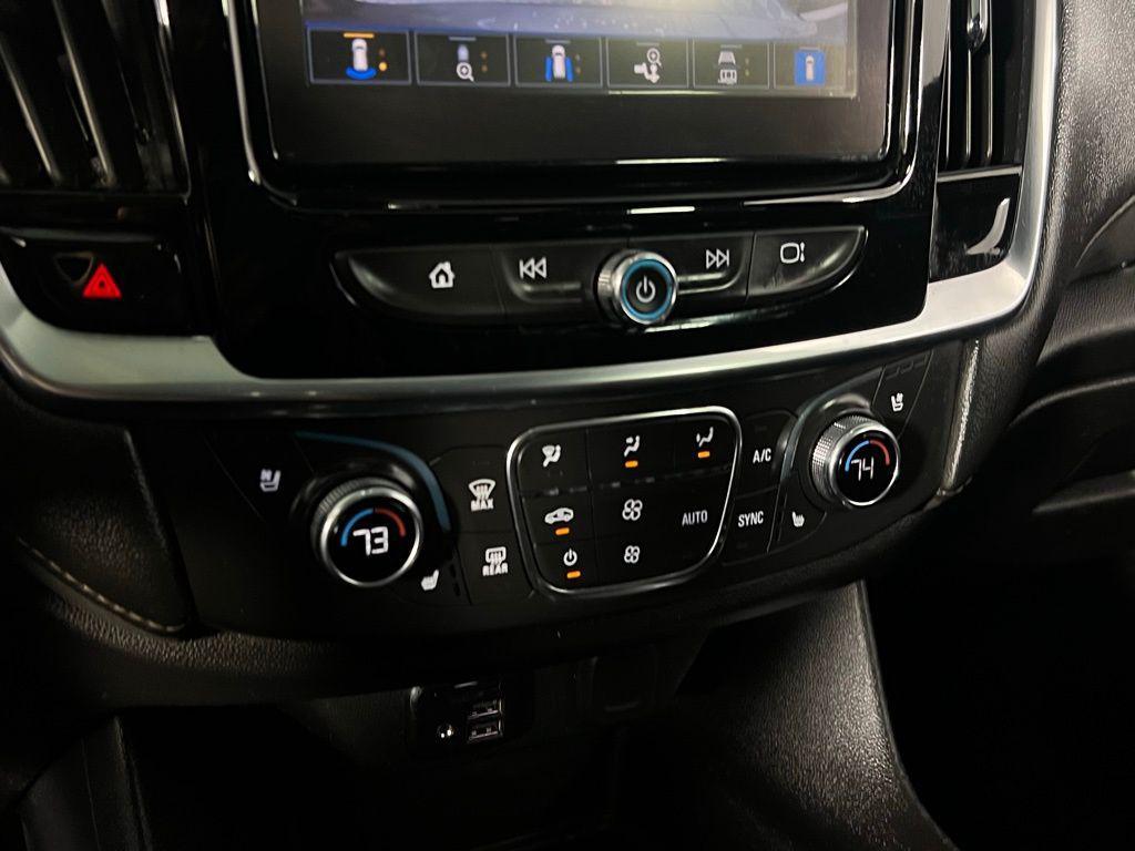 used 2023 Chevrolet Traverse car, priced at $35,273