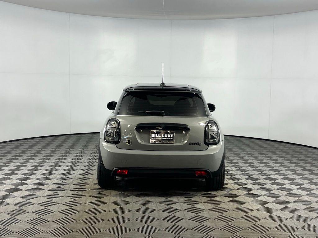 used 2022 MINI Hardtop car, priced at $16,973