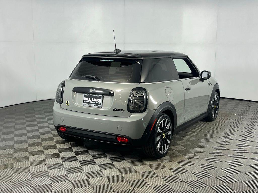 used 2022 MINI Hardtop car, priced at $16,973