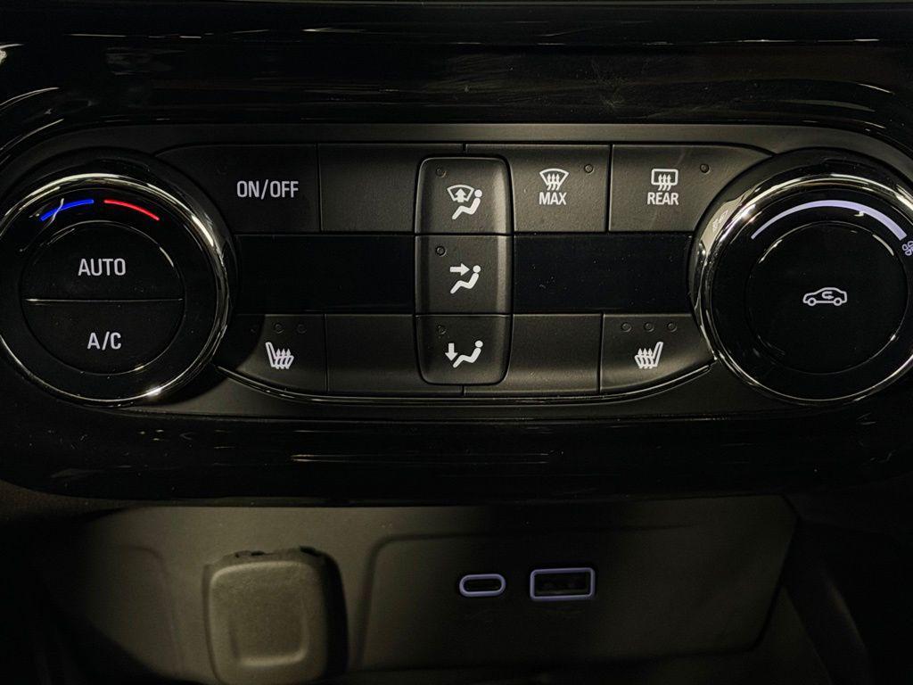 used 2024 Chevrolet Trax car, priced at $23,873