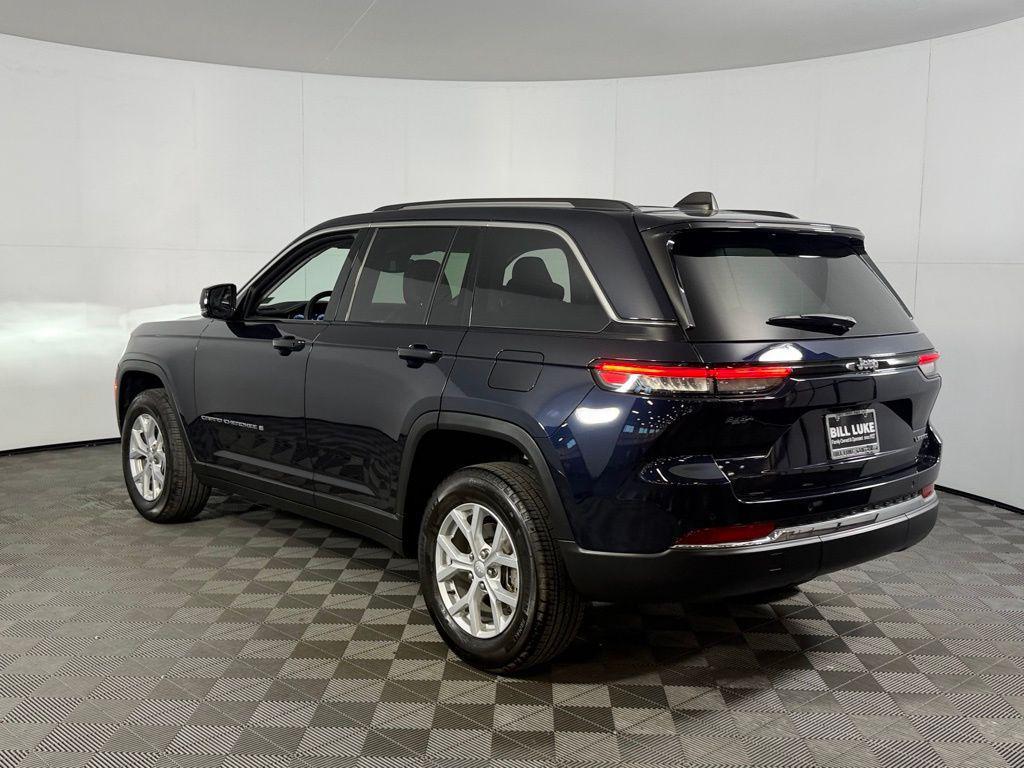 used 2023 Jeep Grand Cherokee car, priced at $27,875