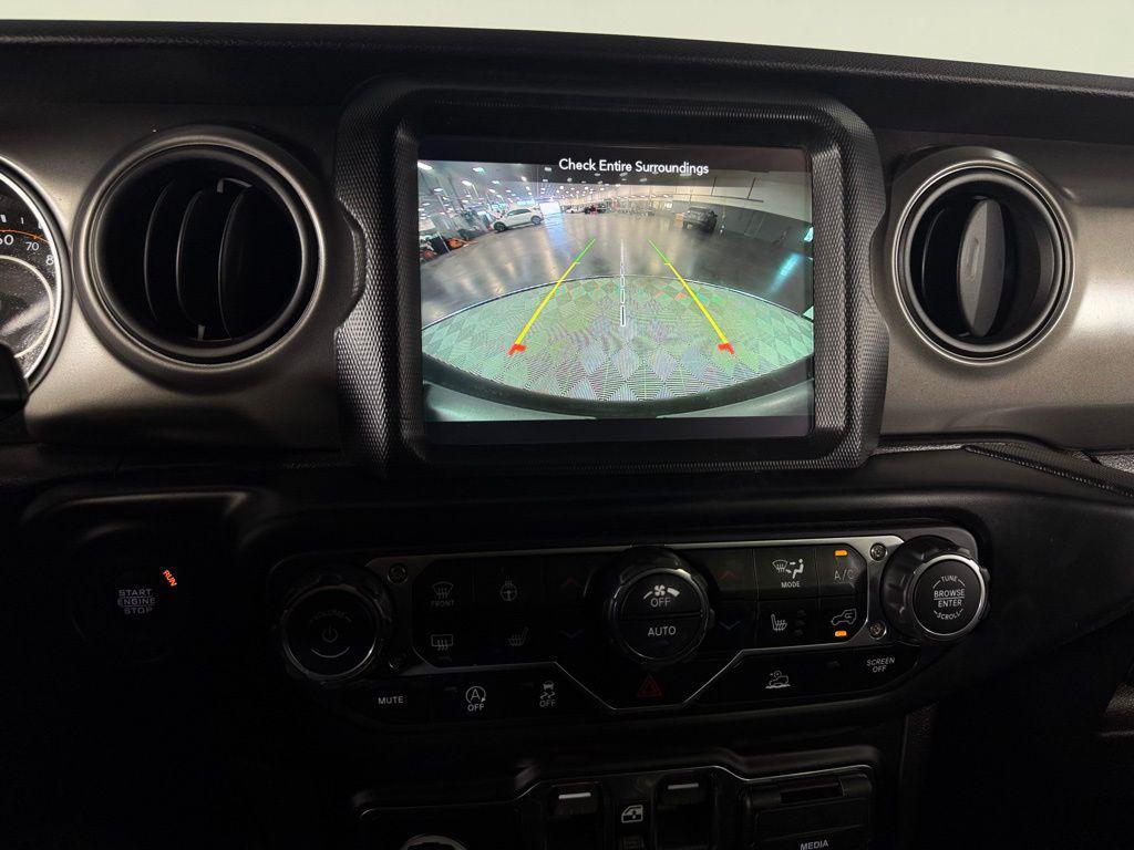 used 2022 Jeep Wrangler Unlimited car, priced at $28,375