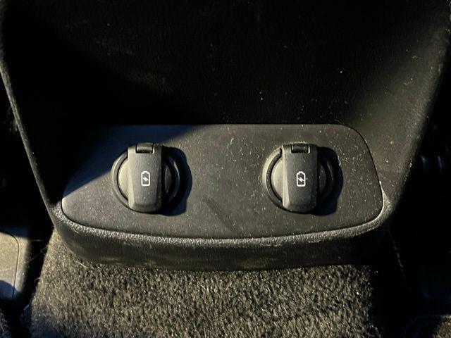 used 2020 Hyundai Santa Fe car, priced at $17,495