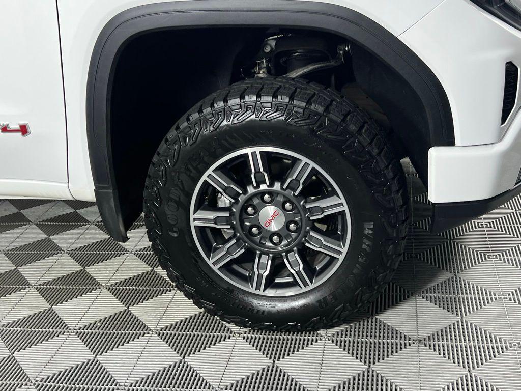 used 2025 GMC Sierra 1500 car, priced at $57,473