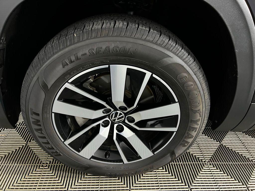 used 2021 Volkswagen Atlas car, priced at $22,473