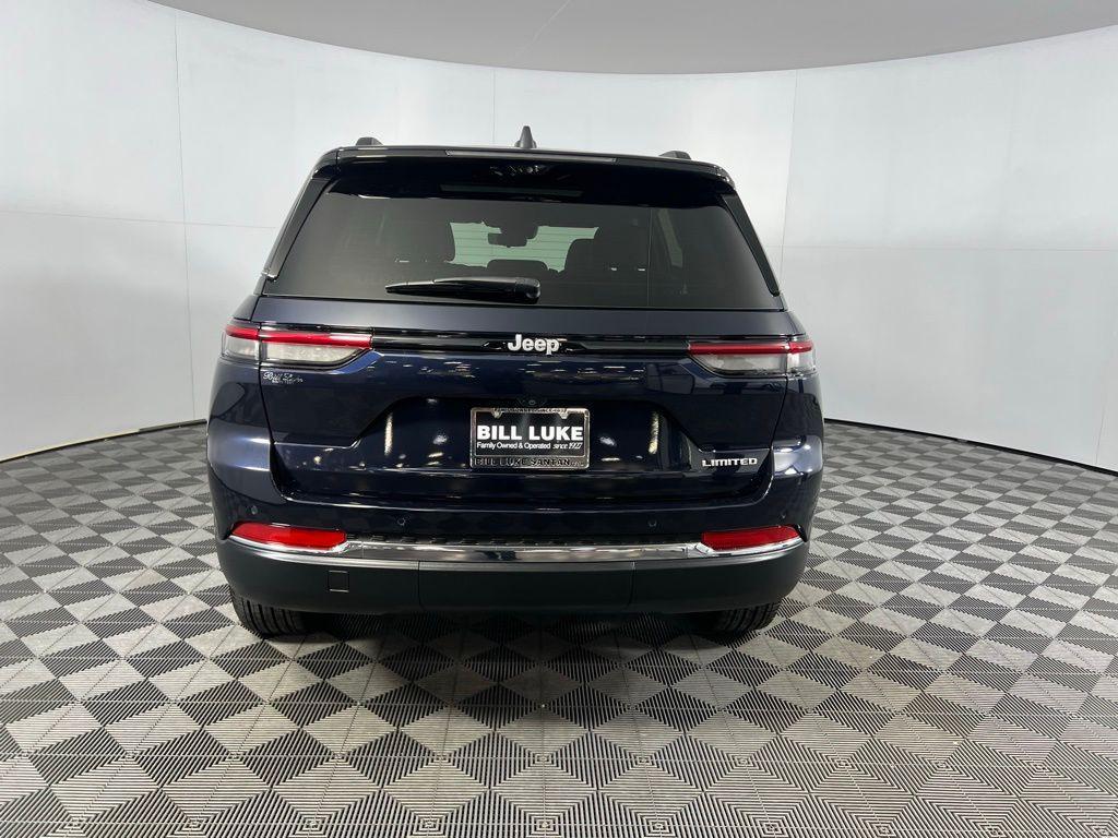 used 2024 Jeep Grand Cherokee car, priced at $30,273