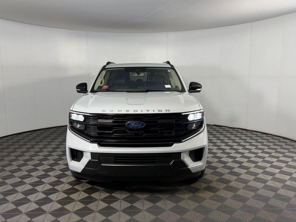 used 2025 Ford Expedition car, priced at $54,872