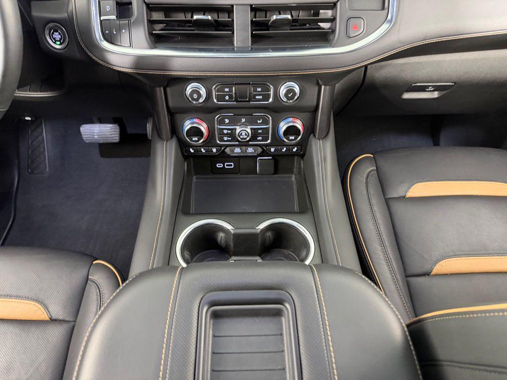 used 2024 GMC Yukon car, priced at $65,973