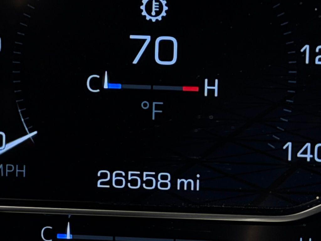 used 2024 GMC Yukon car, priced at $65,973