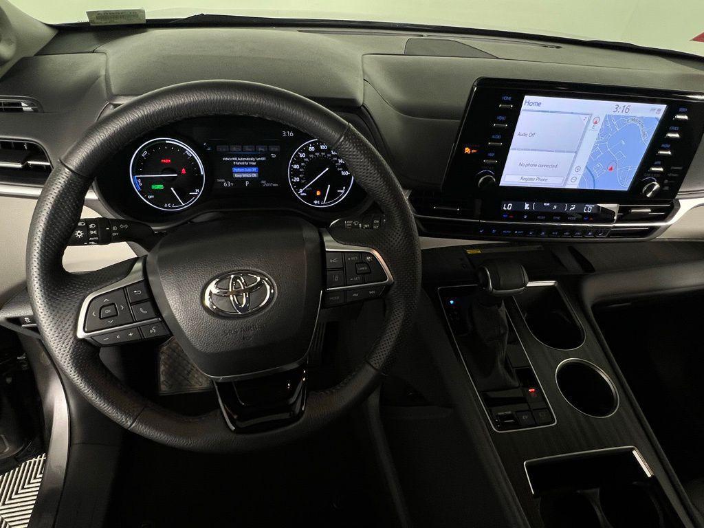 used 2023 Toyota Sienna car, priced at $44,673