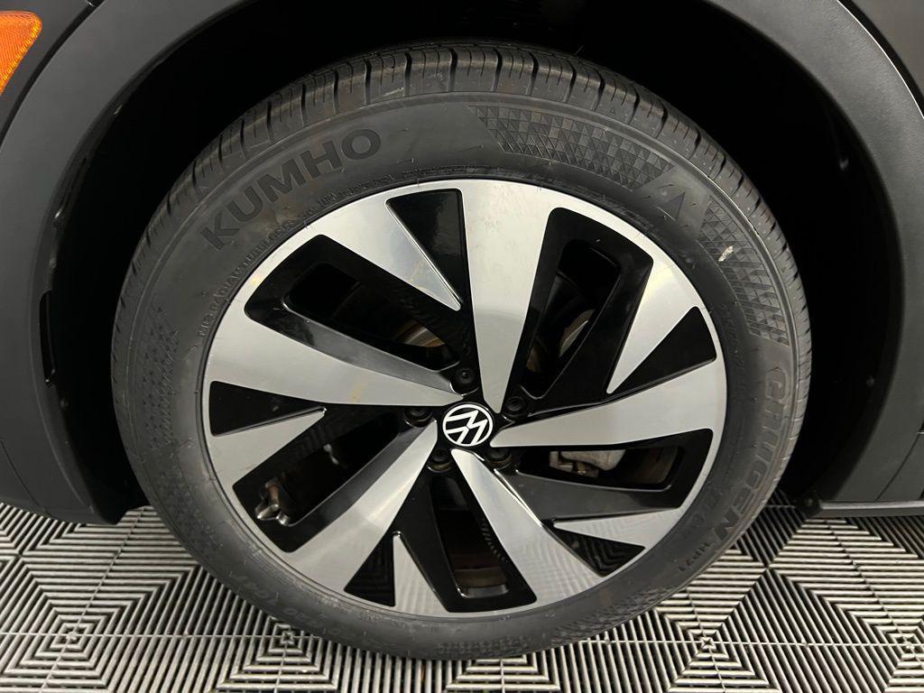 used 2021 Volkswagen ID.4 car, priced at $16,975