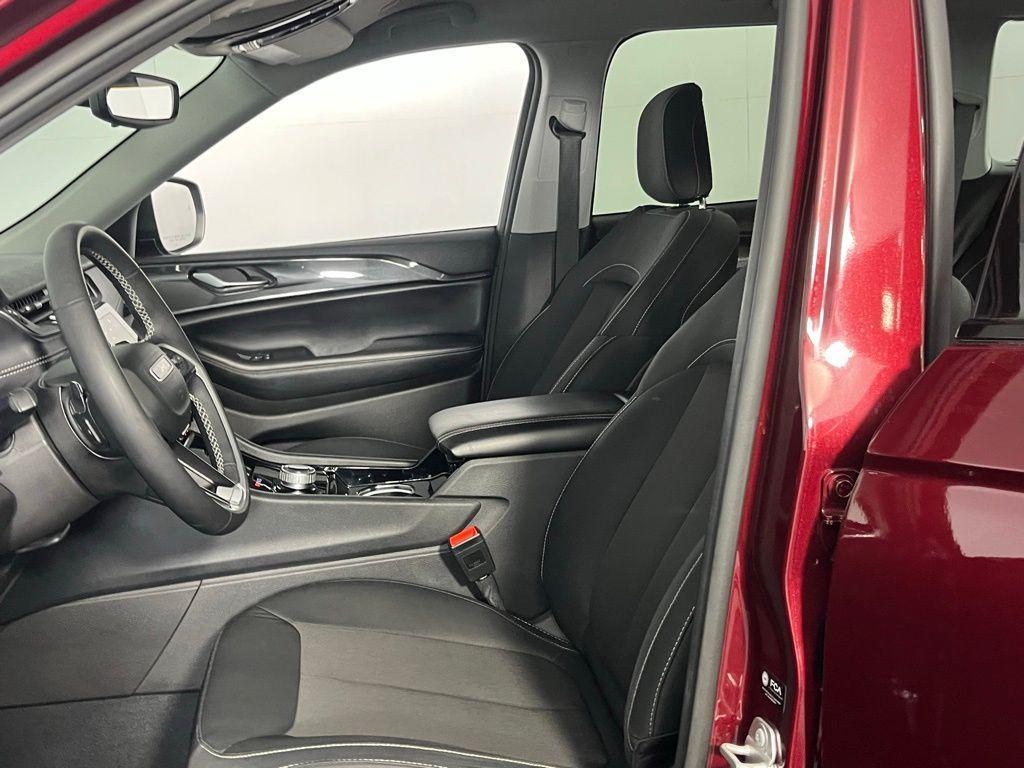 used 2023 Jeep Grand Cherokee car, priced at $26,973