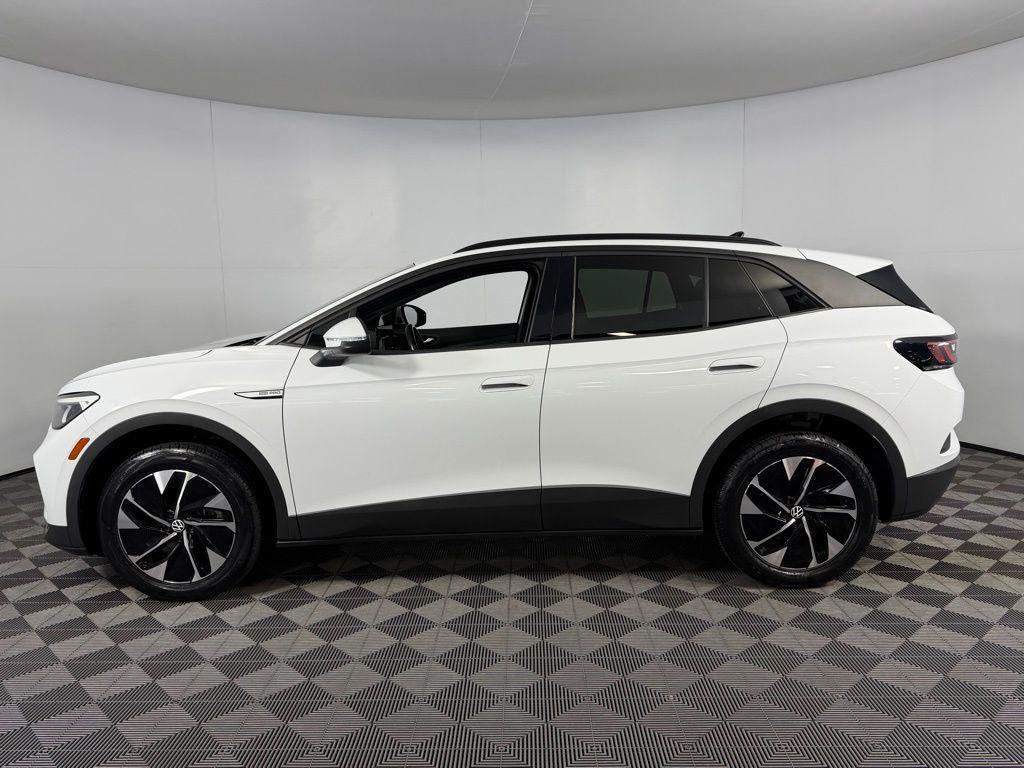 used 2022 Volkswagen ID.4 car, priced at $18,475