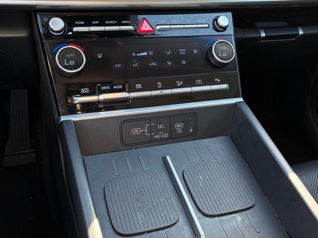 used 2024 Hyundai Santa Fe car, priced at $27,973