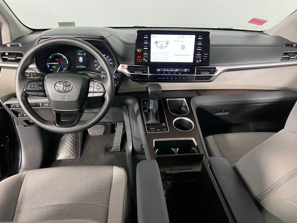used 2024 Toyota Sienna car, priced at $37,473