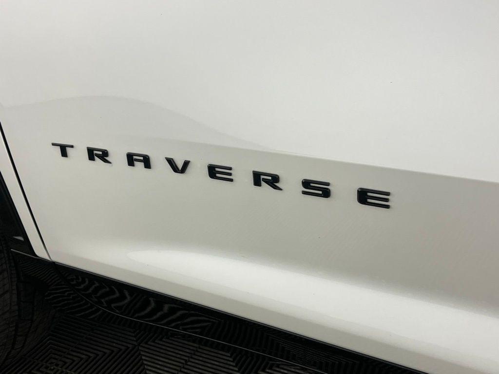 used 2024 Chevrolet Traverse car, priced at $50,973