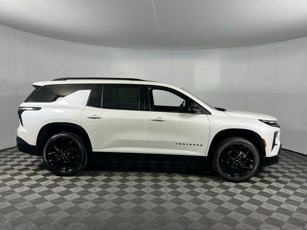used 2024 Chevrolet Traverse car, priced at $50,973