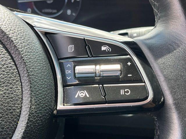used 2025 Kia Seltos car, priced at $28,373