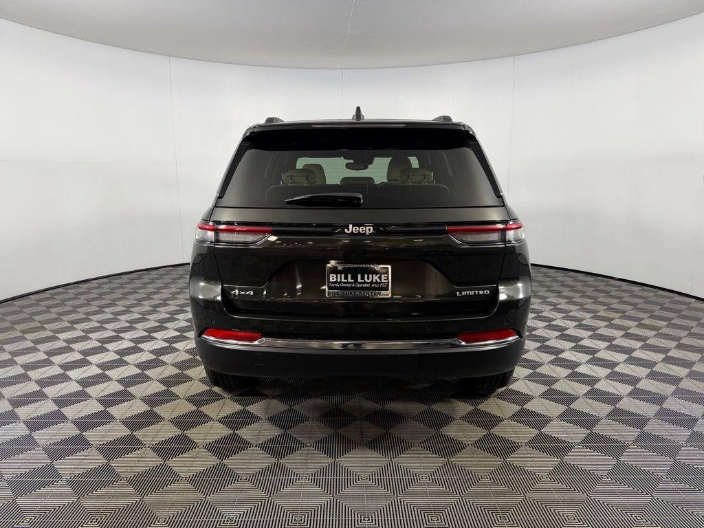 used 2024 Jeep Grand Cherokee car, priced at $32,373