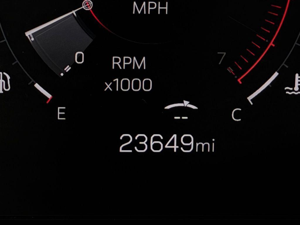 used 2025 GMC Yukon XL car, priced at $66,473