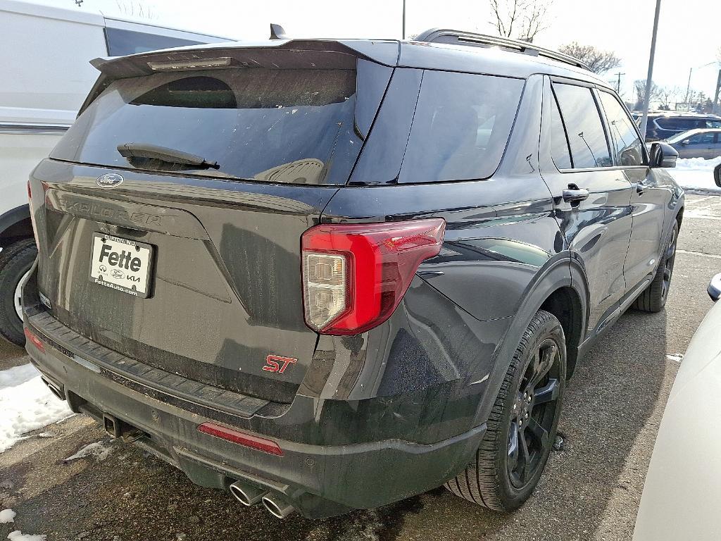 used 2022 Ford Explorer car