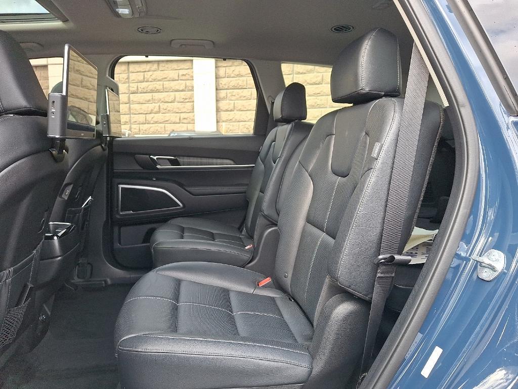 used 2023 Kia Telluride car, priced at $36,489